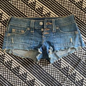 True Religion Denim Shorts! Size 25